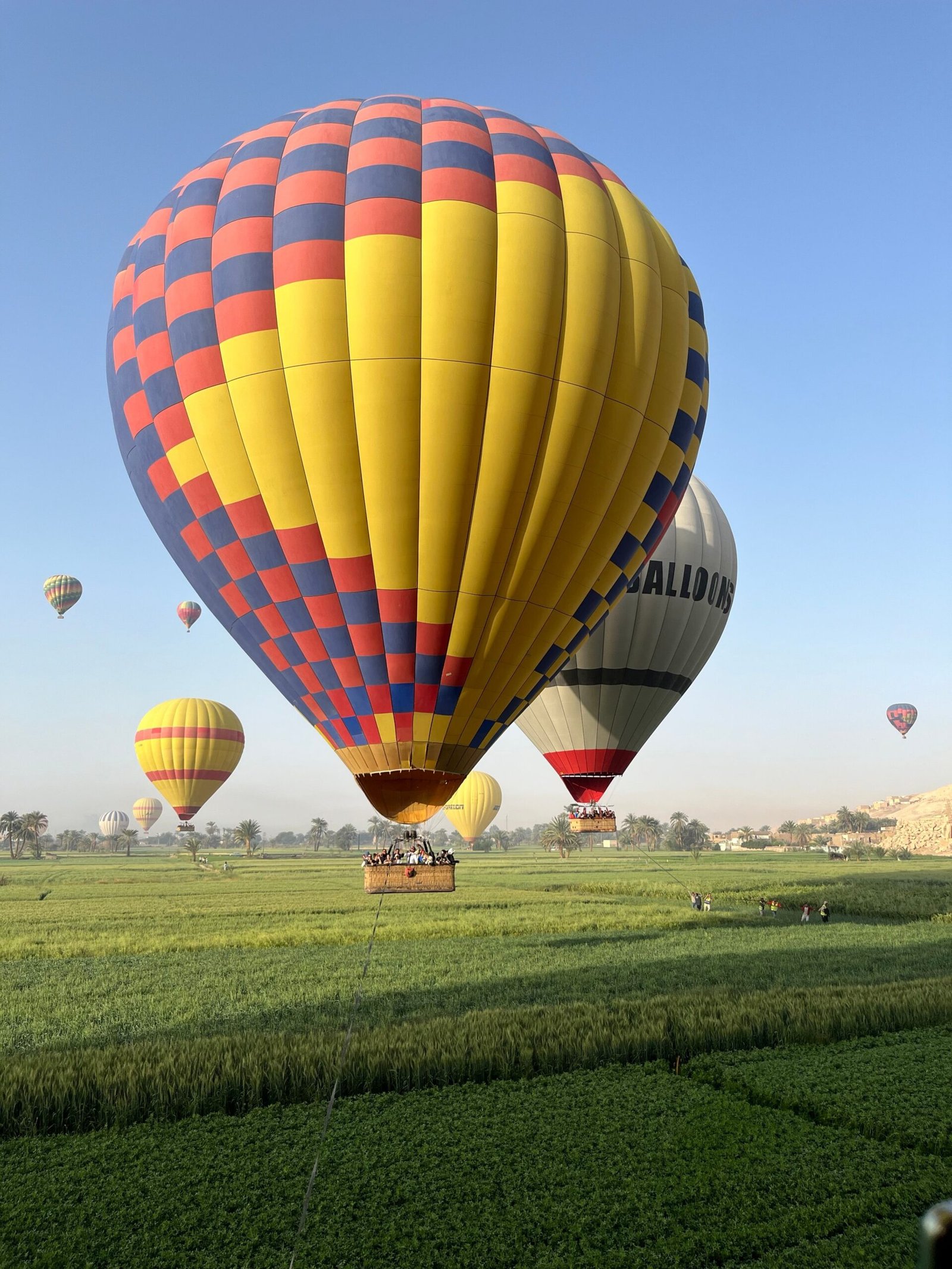 Floating Above the World: What Nobody Tells You About Taking a Hot Air Balloon Ride